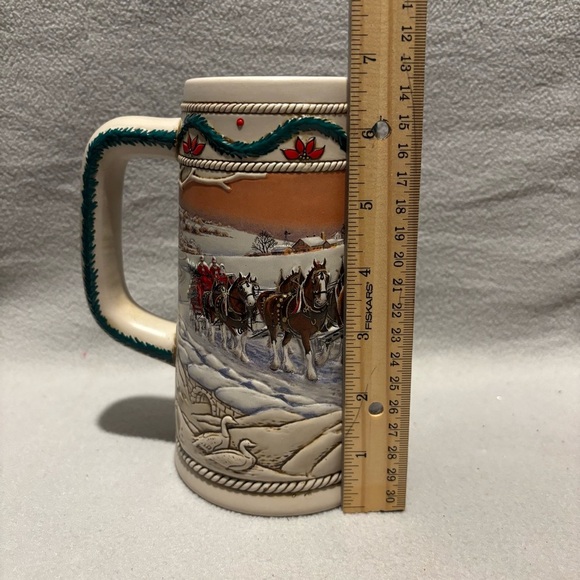 Vintage 1996 Budweiser Holiday Stein American Homestead in box - Picture 2 of 8